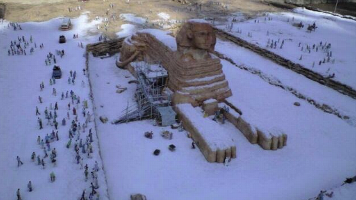 Sphinx im Schnee